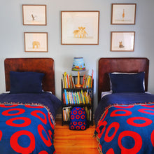Load image into Gallery viewer, Donut Woven Cotton Blanket
