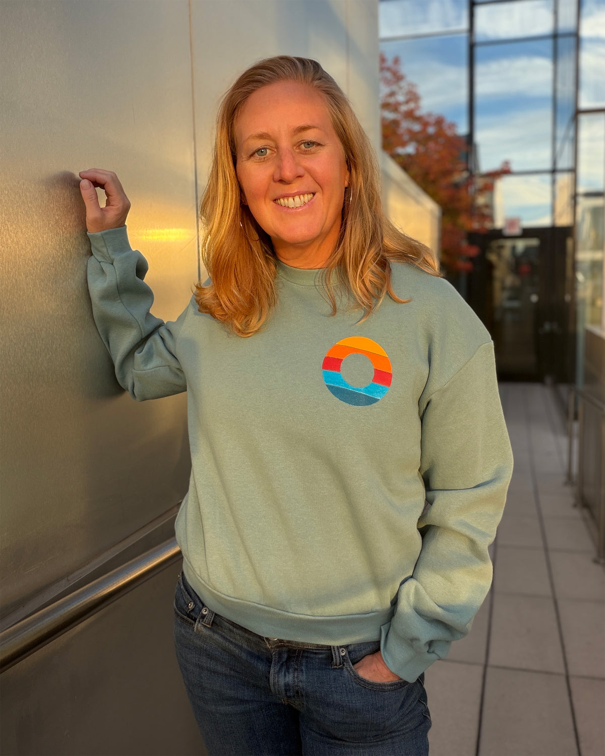 Retro Donut Women's Crewneck Sweatshirt