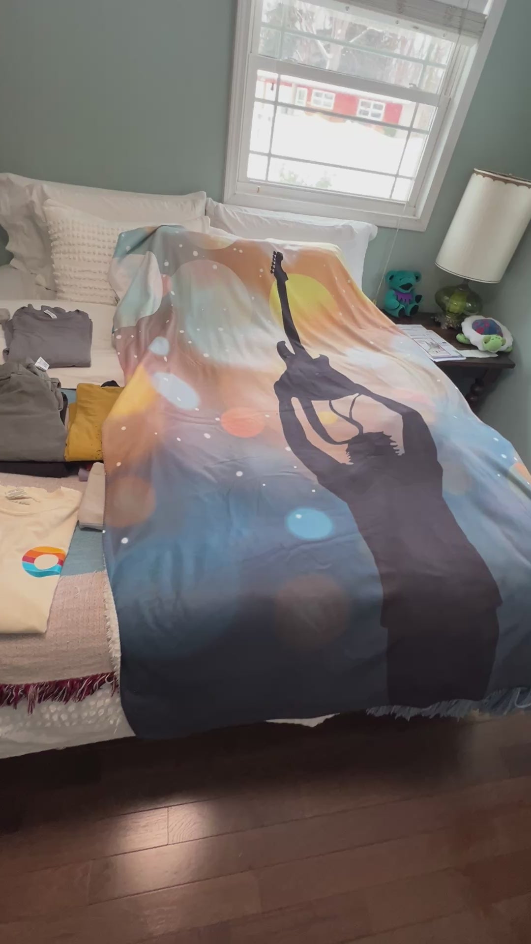 Load video: First Tube Sherpa Fleece Blanket