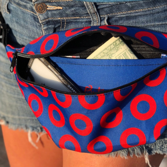 Donut best sale fanny pack